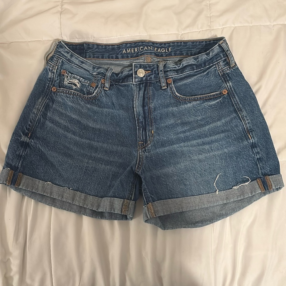 Women’s American Eagle shorts size 6